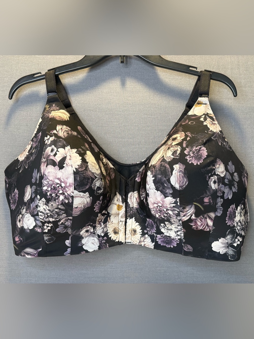 torrid Black Floral Soft-Cup Comfort Bra with Lavender Accents Size 44DDD